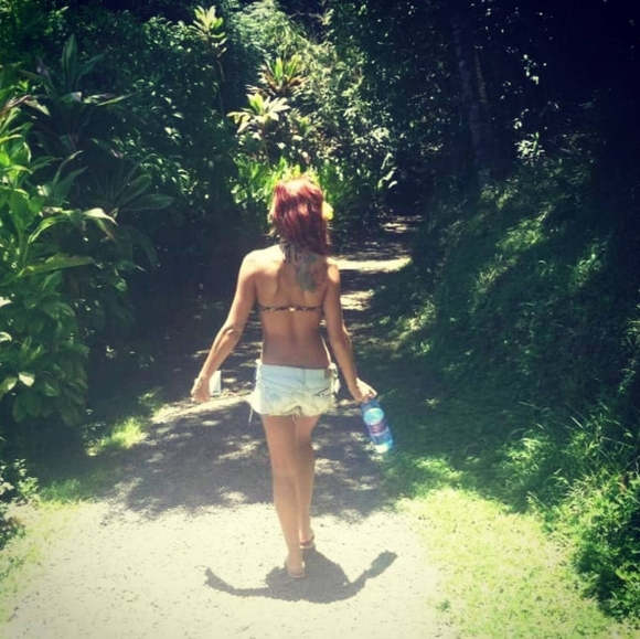 Meet your Posher, Jenna - Picture 6 of 16